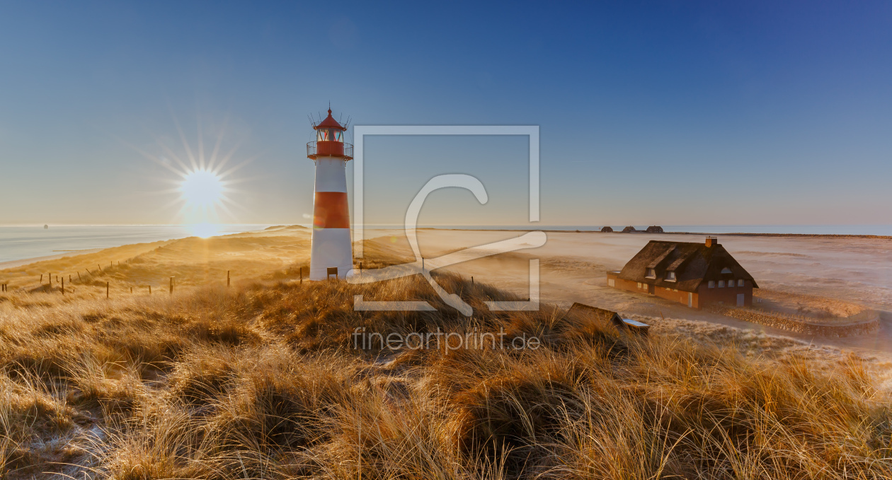 Bild-Nr.: 12817736 Sylter Leuchtturm in den Dünen erstellt von Ursula Reins