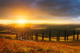 Stimmungsvoller Sonnenuntergang in der Toskana/12828840